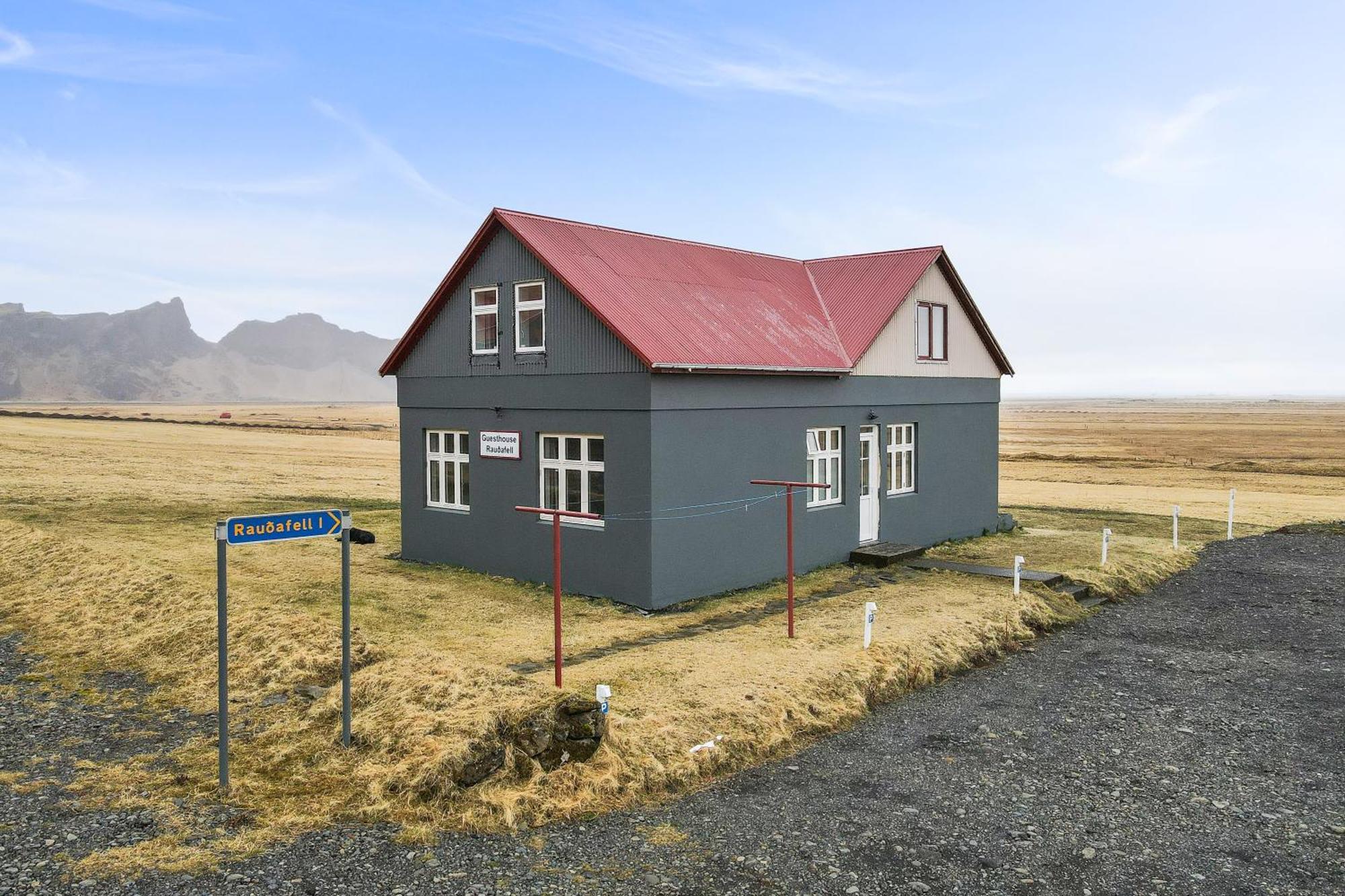 Guesthouse Rauthafell Holt  Exterior foto